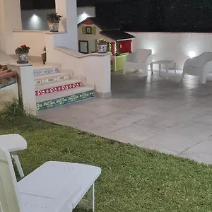 Francesca , Aeroporto di Catania Fontana Rossa Italia